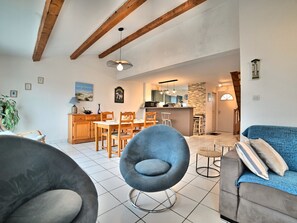 TV - Les coutures by Interhome (Ile d'Oléron)