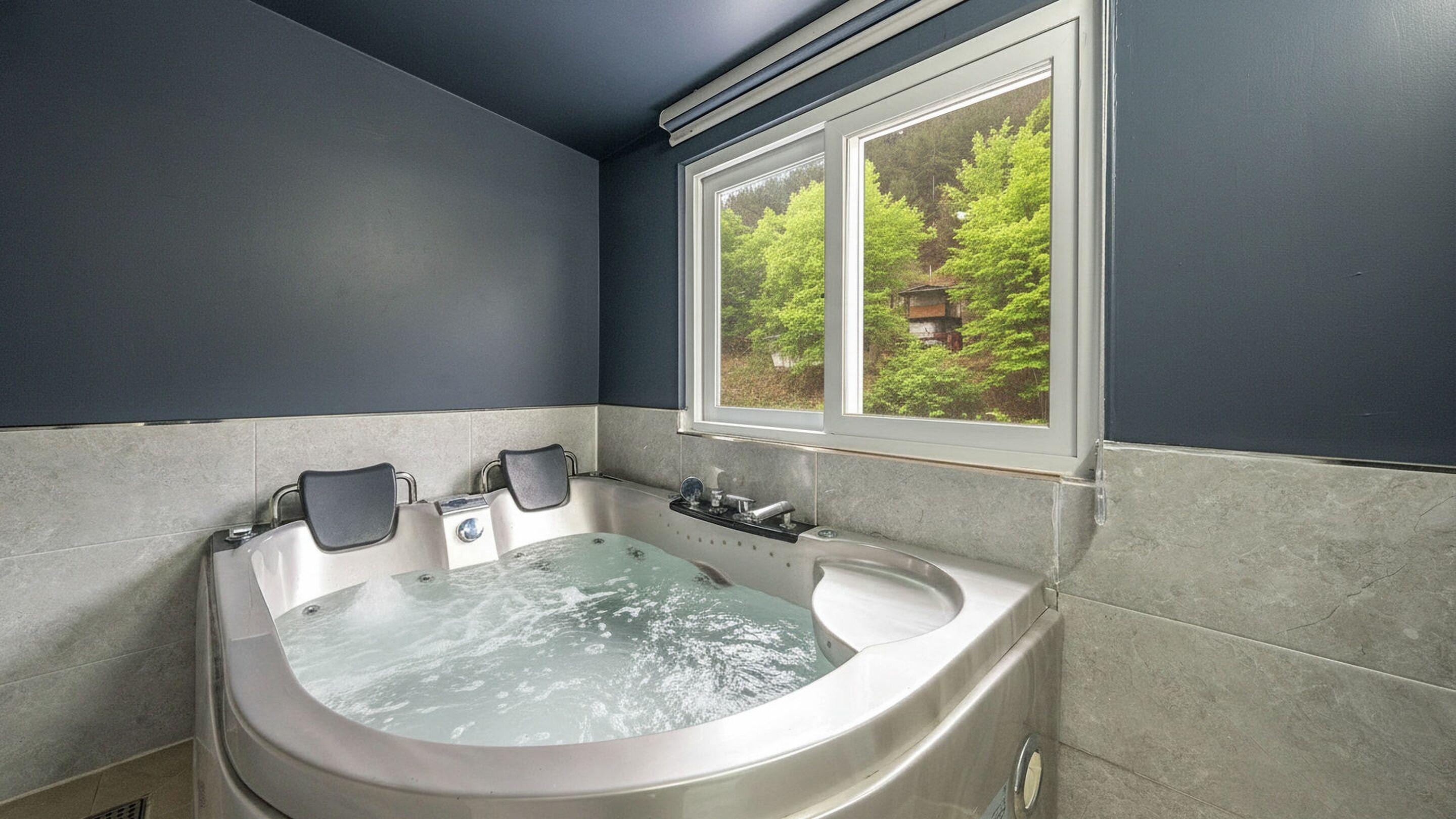 บริเวณภายนอก