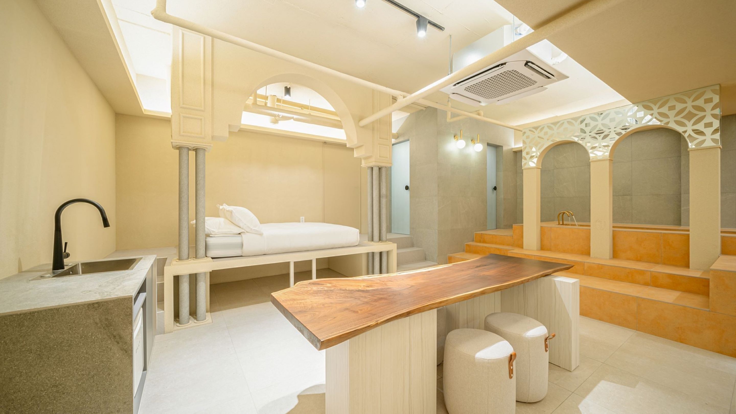 Kamar