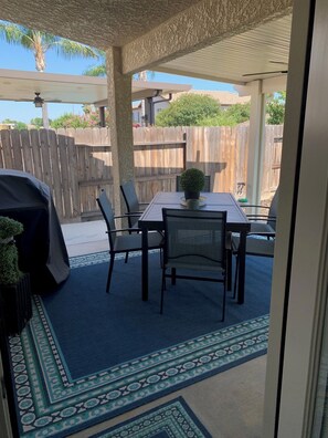 Outdoor dining