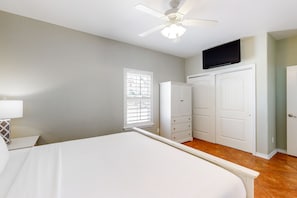 2 Schlafzimmer, Bügeleisen/Bügelbrett, WLAN, Bettwäsche
