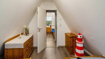 2 bedrooms, free WiFi, bed sheets