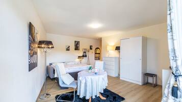 1 chambre, Wi-Fi gratuit, draps fournis