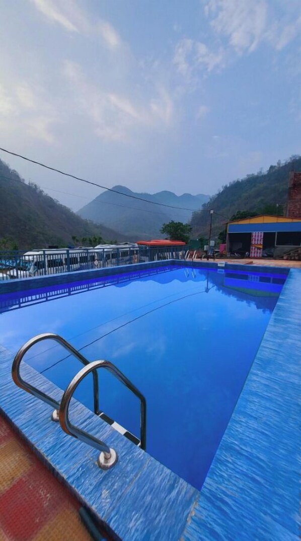 Outdoor pool - Rudra Adventures (Narendranagar)