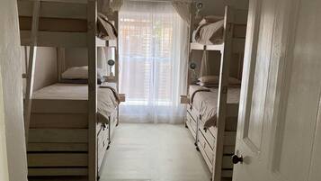 Shared Dormitory, 3 Bedrooms, Accessible, Smoking | 3 bedrooms