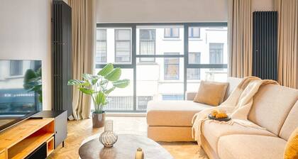 Ample 2-BR Apt in Antwerp