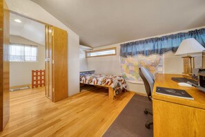 2 chambres, bureau, fer et planche à repasser, Wi-Fi gratuit