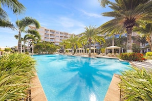Piscine extérieure