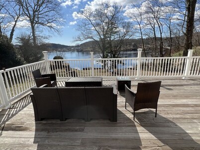 Thames River Retreat · CT College+Casinos+USCGA