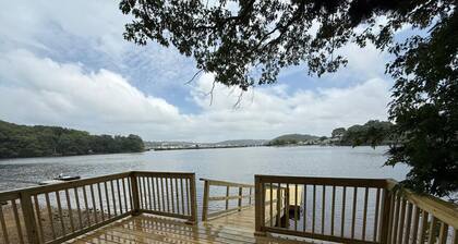 Thames River Retreat · CT College+Casinos+USCGA