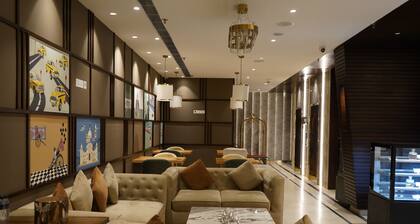 Hiland Hotel