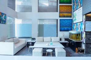 Reception - Treebo Twin Tree (New Delhi)