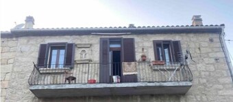 Au Pied des Aiguilles de Bavella et du Plateau du Cuscionu