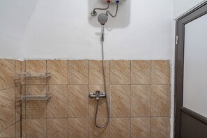 Villa, 1 habitación | Baño | Regadera 
