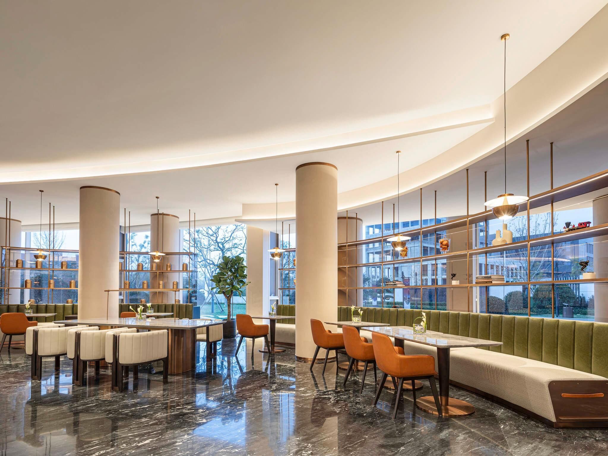 بار (في المنشاة)