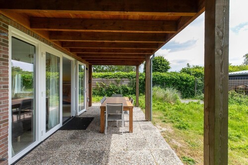 Ferienhaus in Renesse nahe Strand