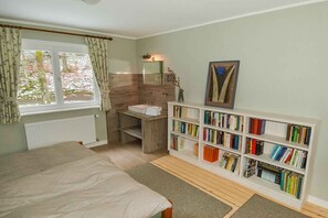 4 bedrooms