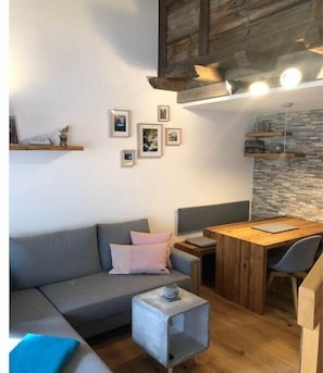 Smart TV, stereo - Nice apartment in Steibis (Steibis)