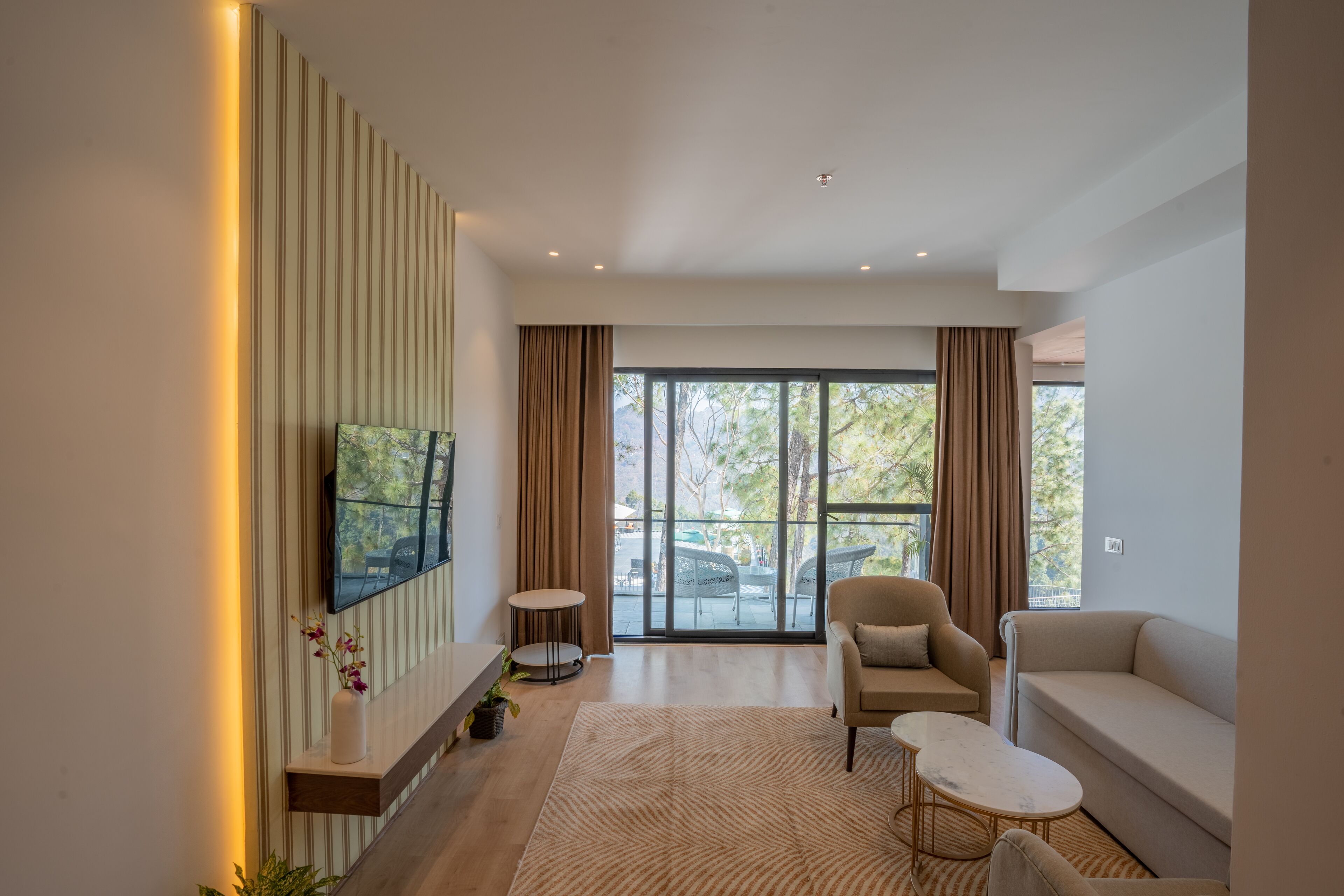 Zinnia Suites with Balcony | Terrasse/Patio