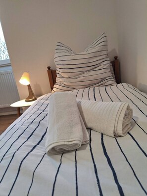 2 bedrooms, free WiFi, bed sheets