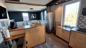 Kühlschrank, Ofen, Herdplatte, Geschirrspüler