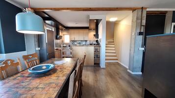 Kühlschrank, Ofen, Herdplatte, Geschirrspüler