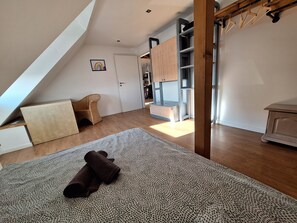 3 عدّة غرف نوم ومكتب ومكواة/لوح كي وواي فاي مجانًا