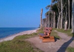 Una spiaggia nelle vicinanze