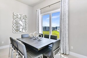 Dining - Welcoming Condo near Disney with Resort & Waterpark Access - B7-230 (Kissimmee)