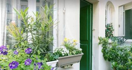 Appartement Studio Petite maison rénovée à Paris