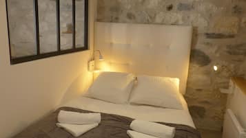 Estudio tradicional, 1 habitación | Muebles diferentes, escritorio, insonorización y wifi gratis