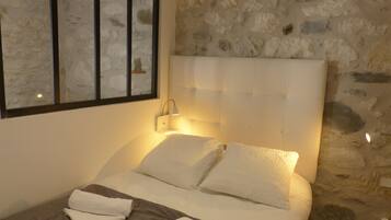 Estudio tradicional, 1 habitación | Muebles diferentes, escritorio, insonorización y wifi gratis