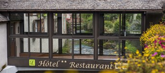 호텔 오베르주 드 리사르