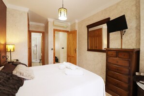 3 sovrum, strykjärn/strykbräda, gratis wi-fi och sängkläder