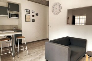 Interior - Le 104 du Marché, au Cœur du Centre-ville (Roanne)