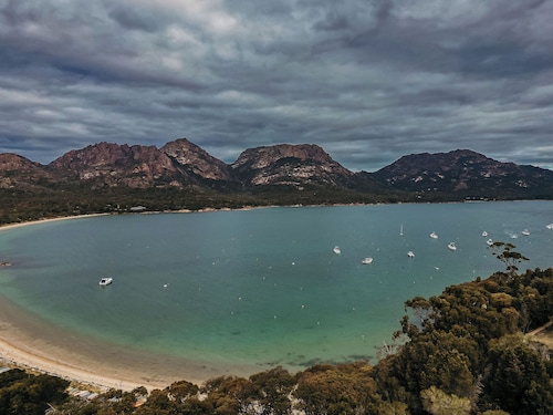 The Tides - Luxury Accommodation in Coles Bay