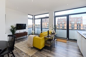 Exterior - The Harlesden Classic - Lovely 2BDR Flat with Balcony (London)