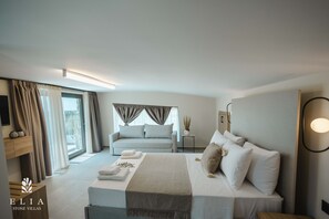2 bedrooms, iron/ironing board, travel cot, free WiFi