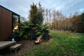 Property grounds - Kiwi Farm Cabin 2 by Tiny Away (Waitoki)