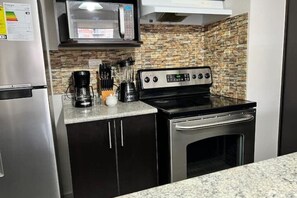 Private kitchen - 408 Ecovivienda Céntrico Acogedor Condominio (Tegucigalpa)