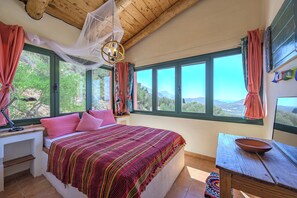 3 Schlafzimmer, Zimmersafe, Bügeleisen/Bügelbrett, Reisekinderbett