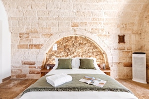 Villa Standard, 6 chambres, four à micro-ondes (Masseria Misocampo With Garden And)