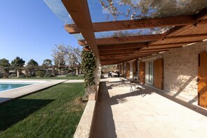 Standard Villa, Multiple Bedrooms (Masseria Misocampo With Garden And) | Outdoor dining - Masseria Misocampo (Calimera)