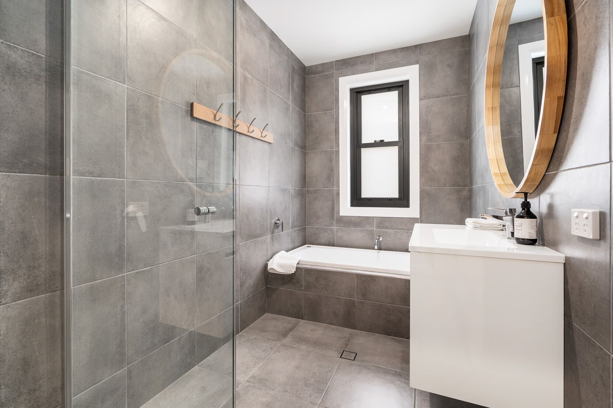 Shower, hair dryer, towels, shampoo
