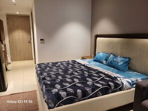 1 camera, ferro/asse da stiro, Wi-Fi, lenzuola