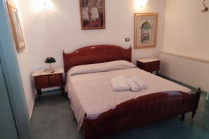 1 bedroom - RICHARD COMFORT - STUDIO APARTMENT WITH PATIO (TORRE SAN GIOVANNI)