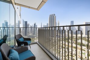 Property grounds - Downtown Dubai Luxury Condo, 2 minute walk to Dubai Mall (Dubai)