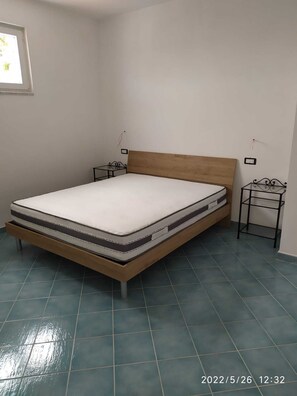 1 habitación y ropa de cama 