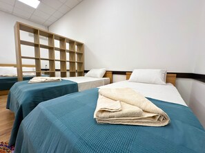 Wifi gratis y ropa de cama