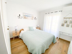 2 室のベッドルーム、デスク、アイロン / アイロン台、WiFi (無料)